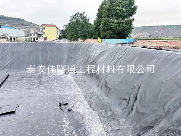 膨潤(rùn)土防水毯搭接總出問(wèn)題？規(guī)范施工步驟看這里